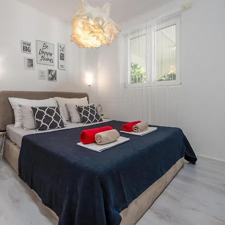 Four-bedroom In Дом отдыха *