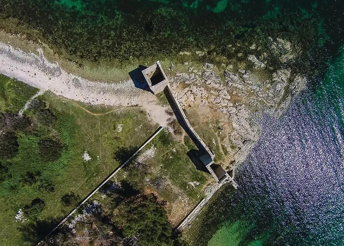 Hébergement de vacances Four-bedroom In