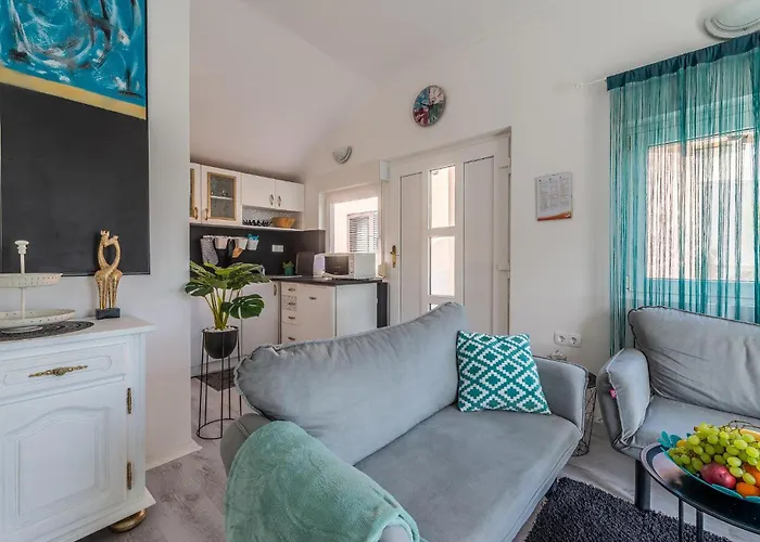 Four-bedroom In Hébergement de vacances *