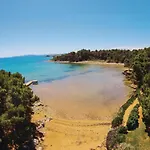 Σπίτι διακοπών Four-bedroom In Vir