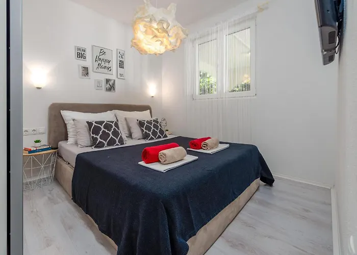 Four-bedroom In Vakantiehuis *